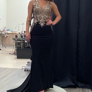 Black/ Gold Just Peachy Dress